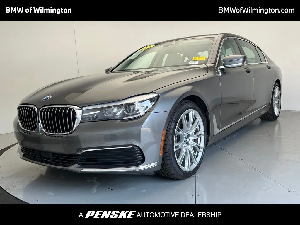 Used 2019 Gray BMW 740i image 1
