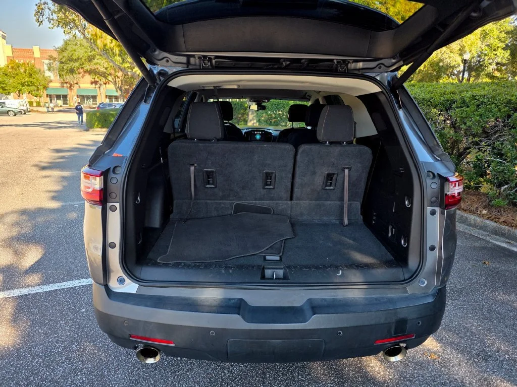 Used 2019 SATIN STEEL METALLIC Chevrolet LT Cloth image 32