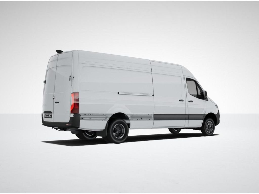 New 2026  Mercedes-Benz Cargo 170 WB image 20