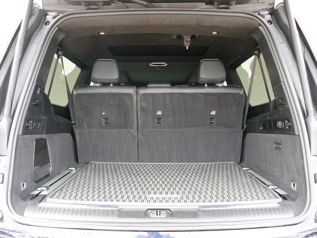 Used 2024 Black Jeep Series III image 34