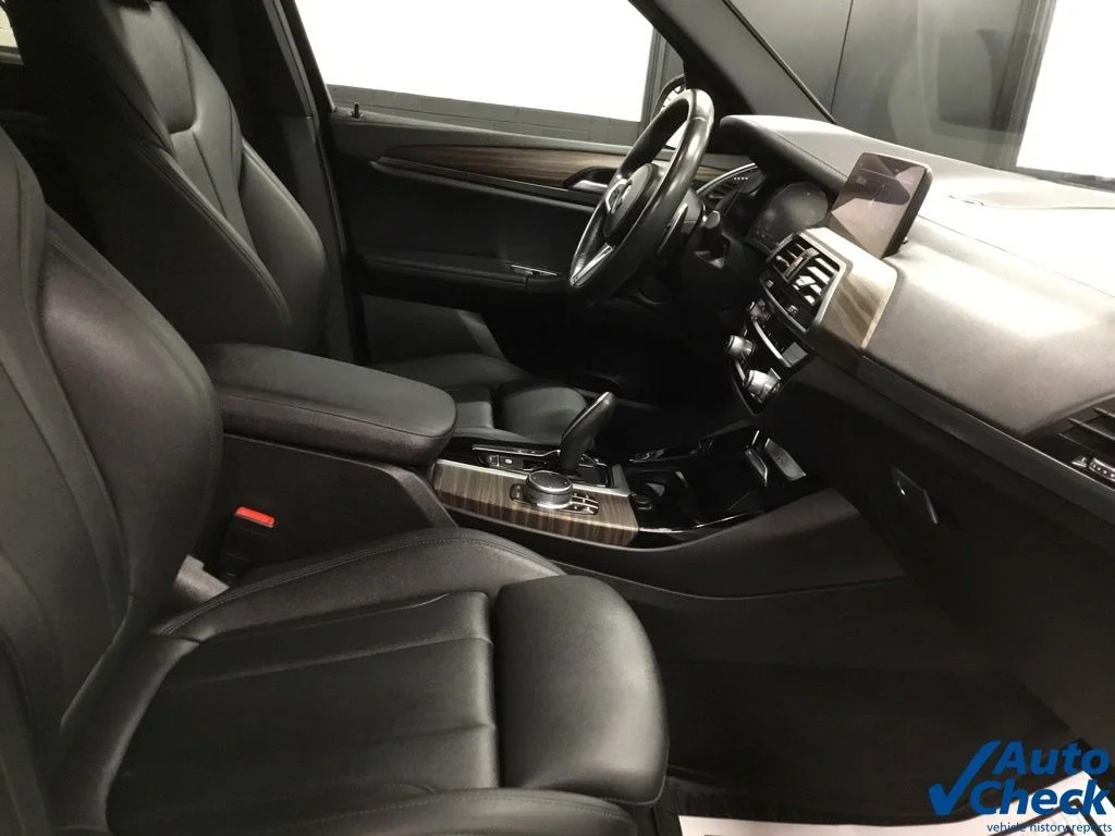 Used 2020 White BMW xDrive30i image 37
