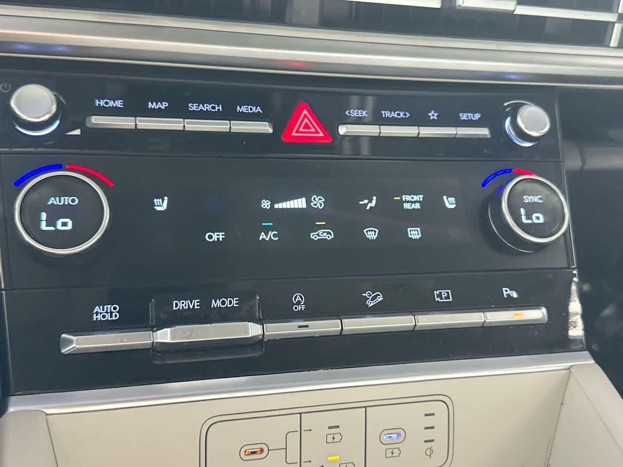 2024 Hyundai Santa Fe SEL - Photo 20