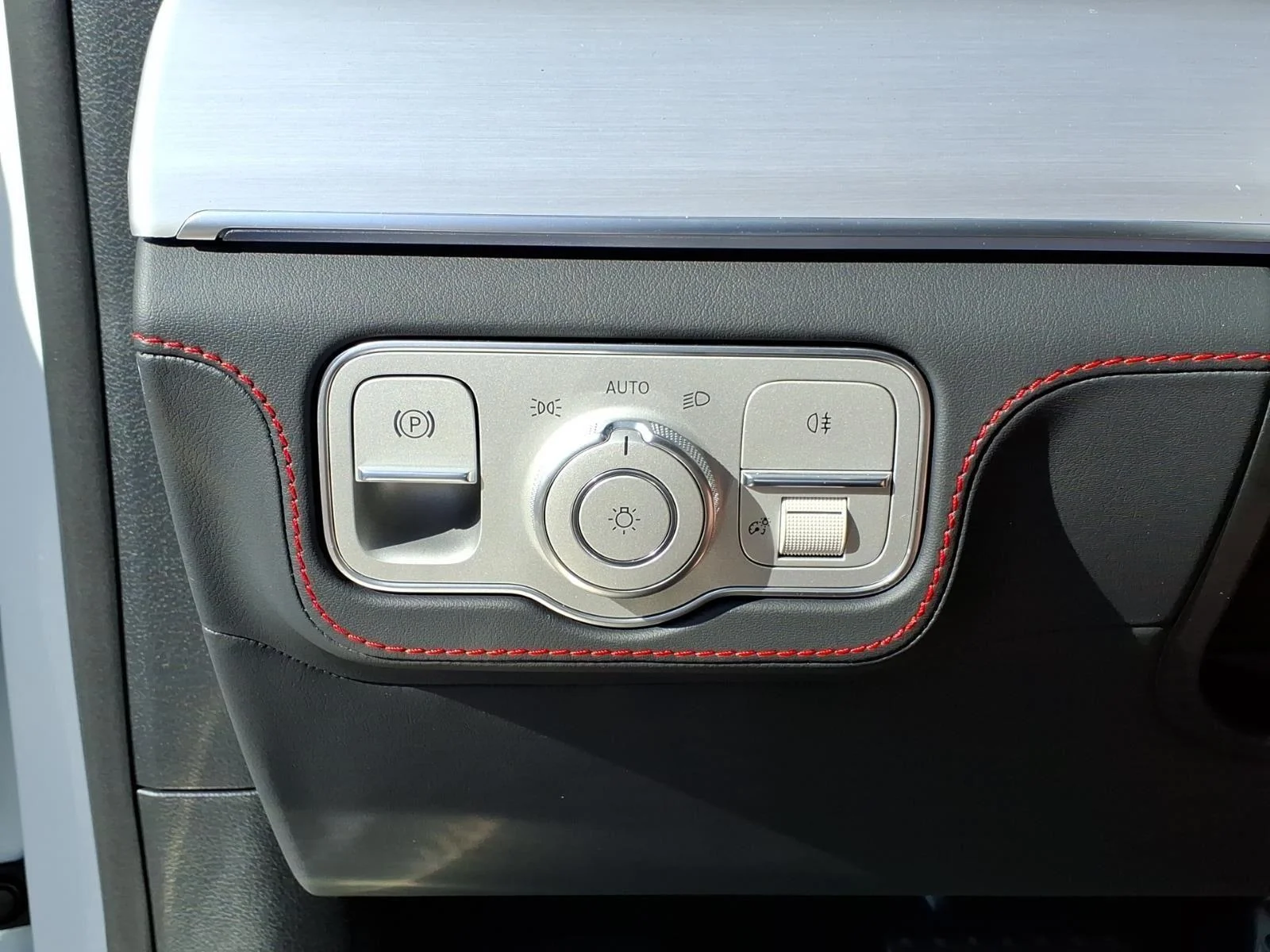 New 2026 Polar White Mercedes-Benz AMG® GLE 53 4MATIC+ Coupe image 29
