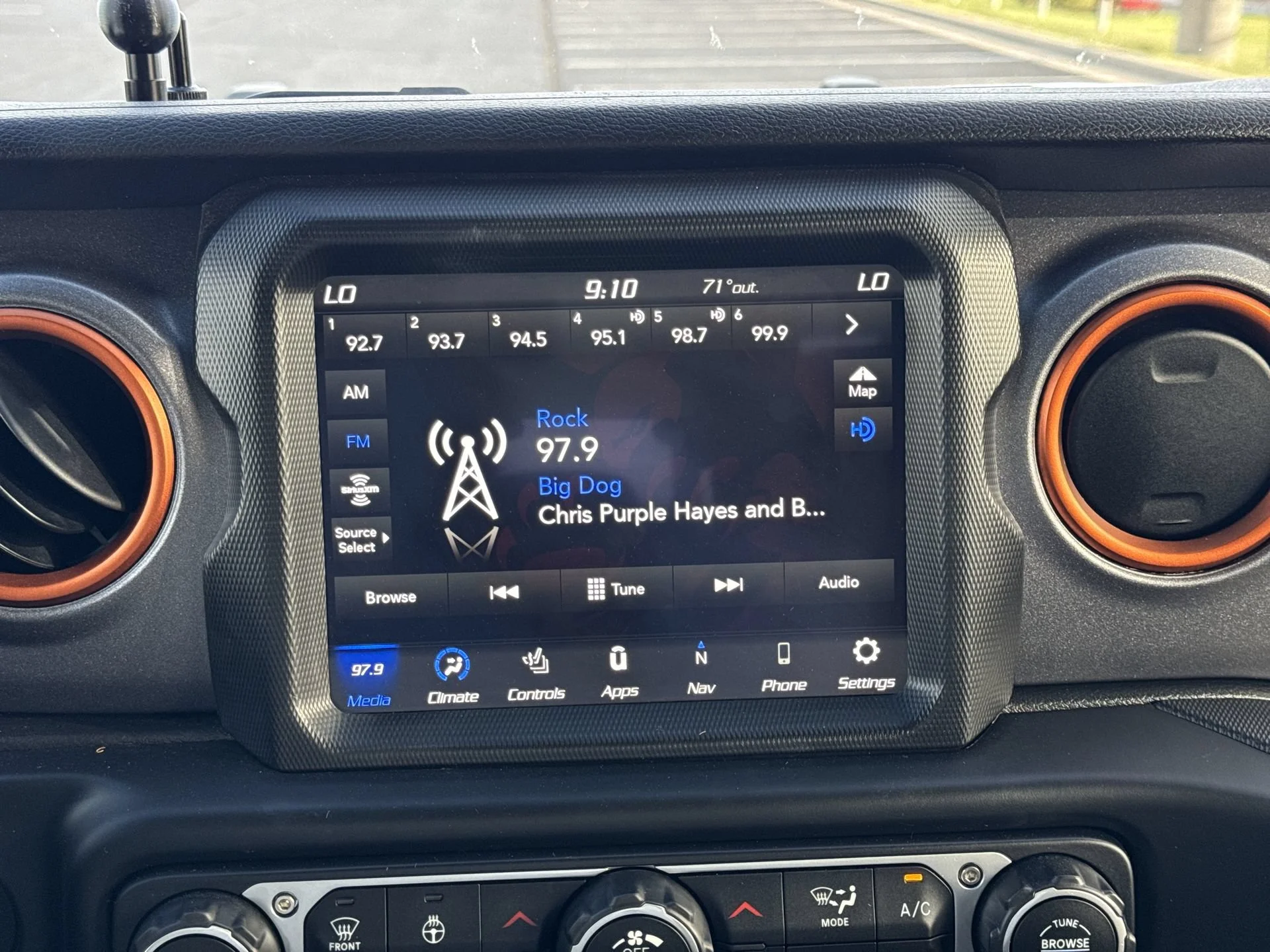 2021 Jeep Gladiator Mojave - Photo 16