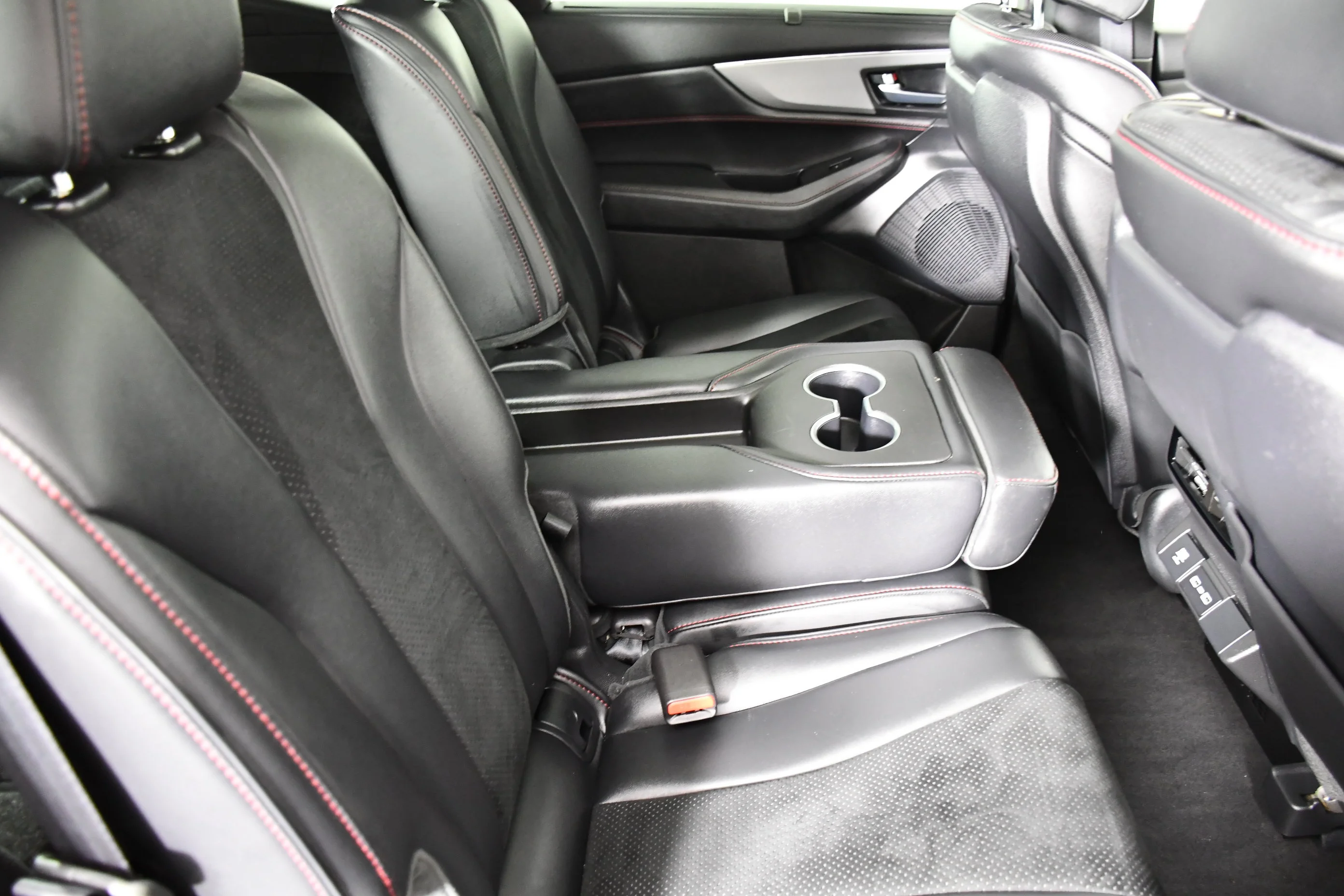 Used 2023 Performance Red Pearl Acura w/A-Spec Package image 47