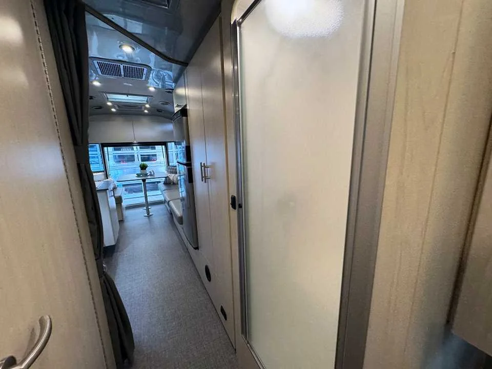 Used 2025 SILVER AIRSTREAM  image 31