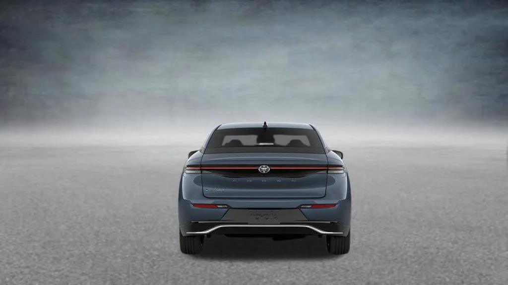 New 2027 White Toyota XLE image 14