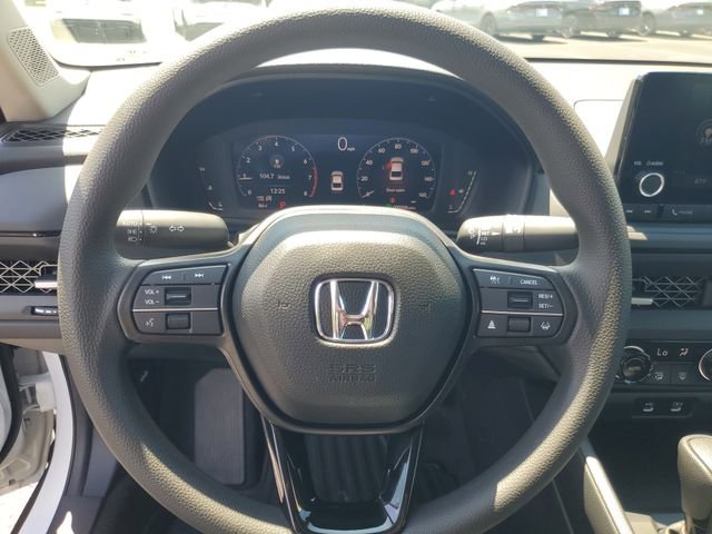 2025 Honda Accord SE - Photo 15