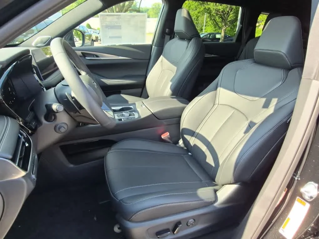 New 2027 MINERAL BLACK INFINITI Sport AWD image 12
