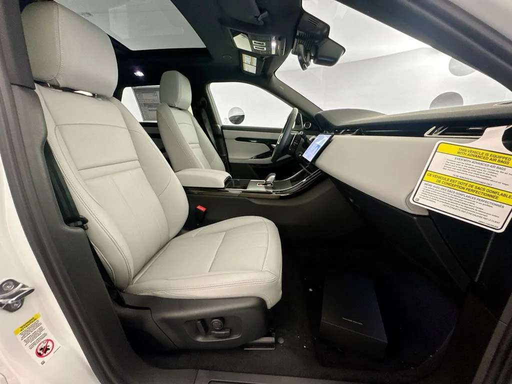 New 2026 Fuji White Land Rover Core S image 28