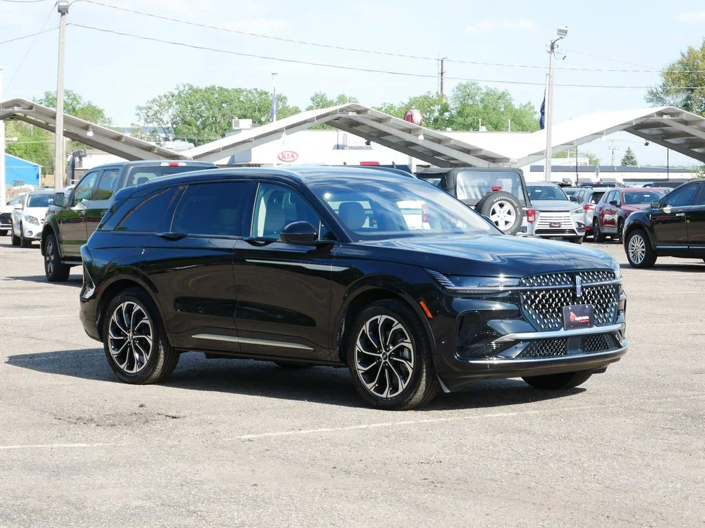 2024 Lincoln Nautilus Reserve AWD's photo