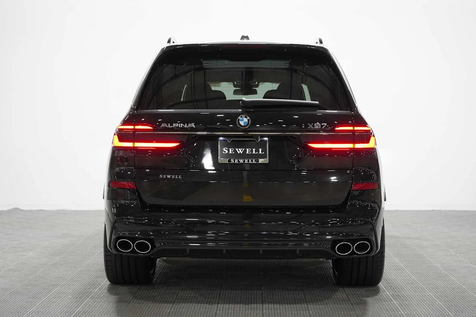 New 2026 Black Sapphire Metallic BMW ALPINA XB7 image 5