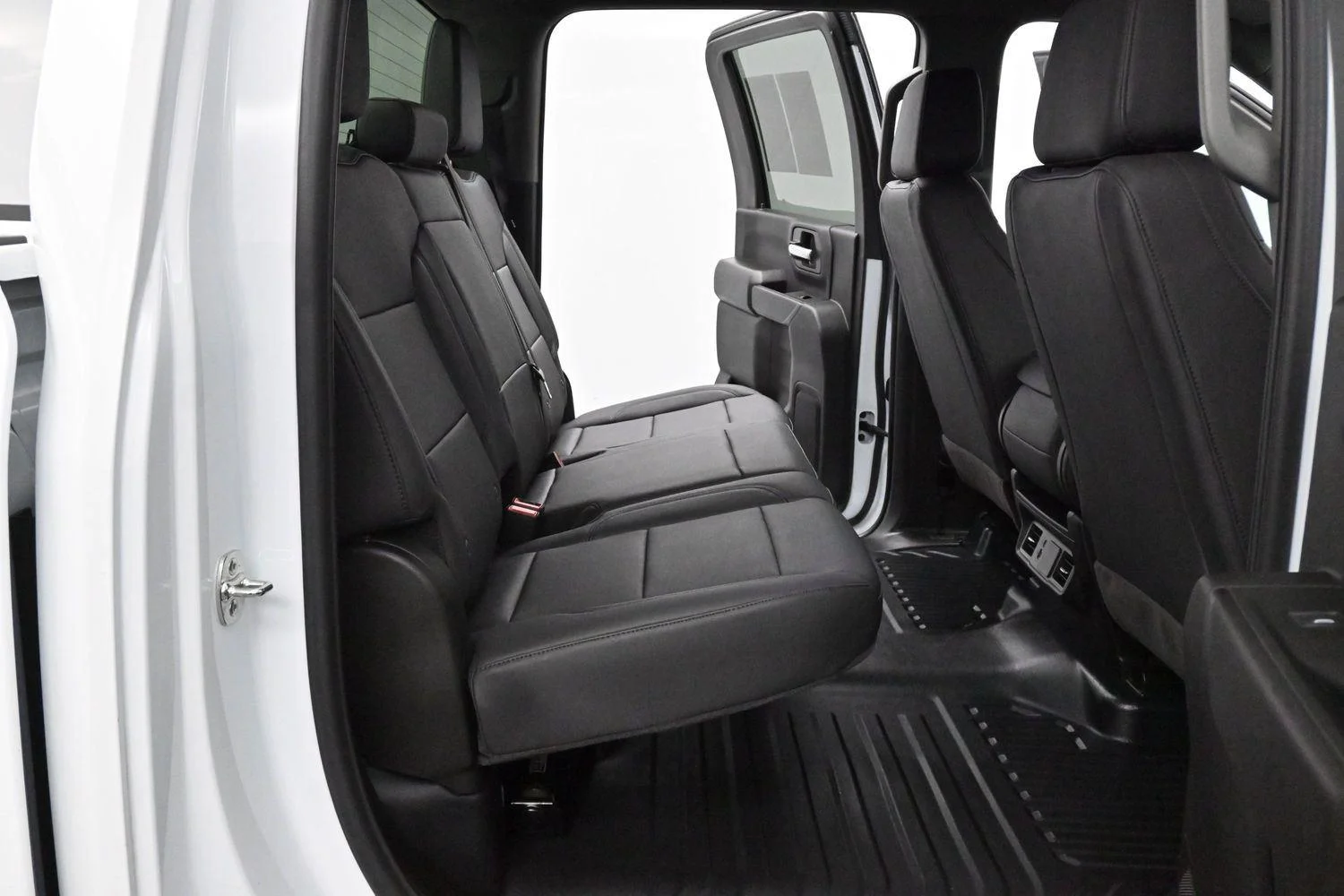 Used 2025 Summit White GMC Pro image 30