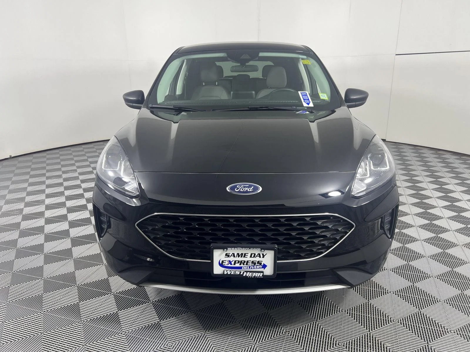 Used 2022 Agate Black Ford SE image 6