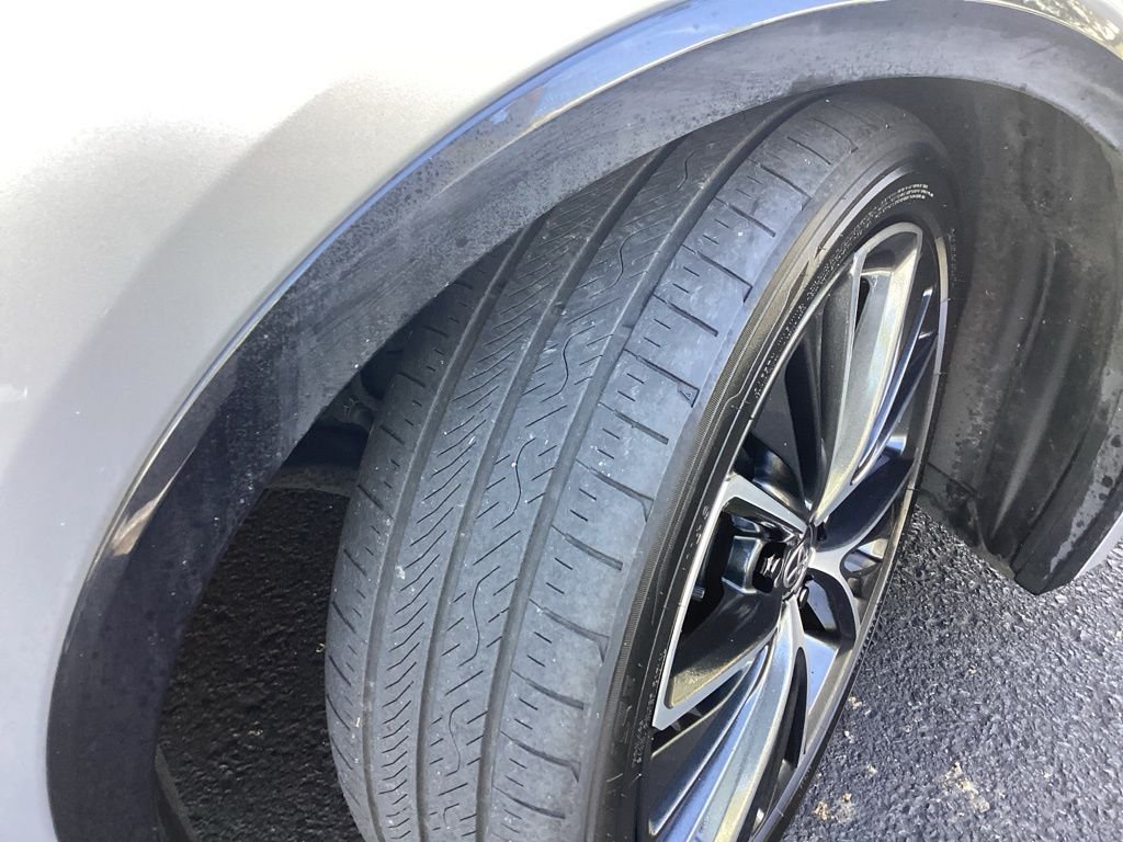 Certified Used 2024  Toyota Limited image 19