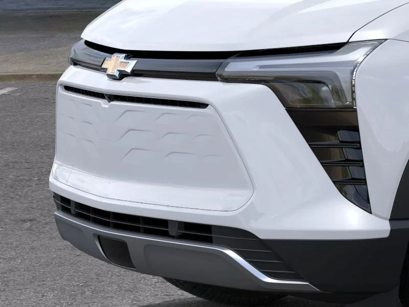 New 2026 Summit White Chevrolet FWD LT image 14