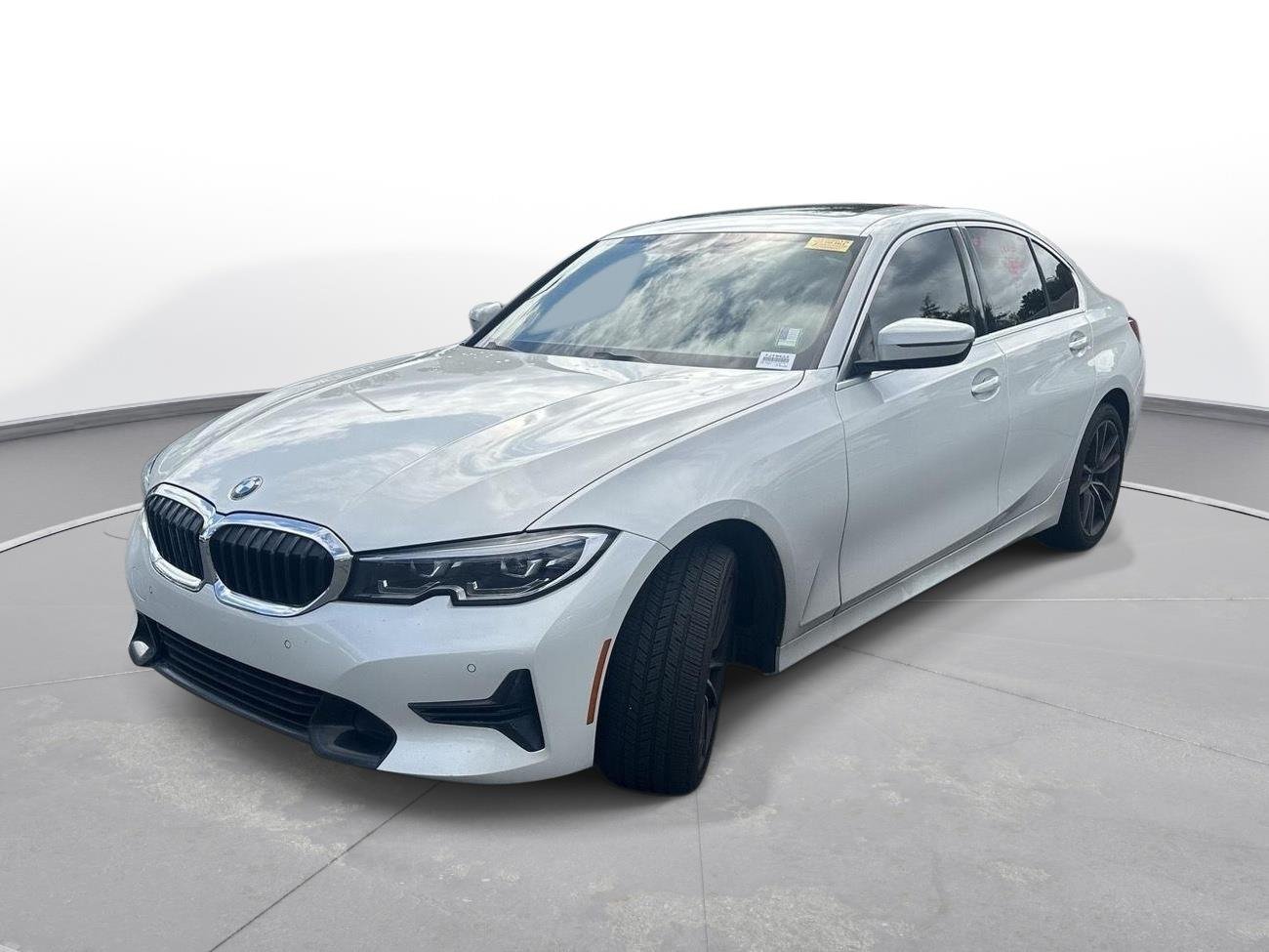 Used 2019 Mineral White Metallic BMW 330i xDrive image 2