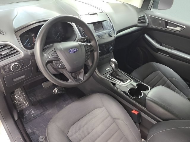 Used 2015 Oxford White Ford SE image 19