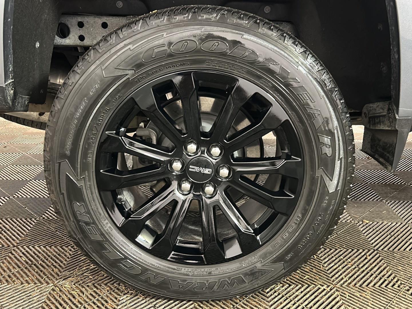 Used 2022 Satin Steel Metallic GMC 4WD Elevation image 2