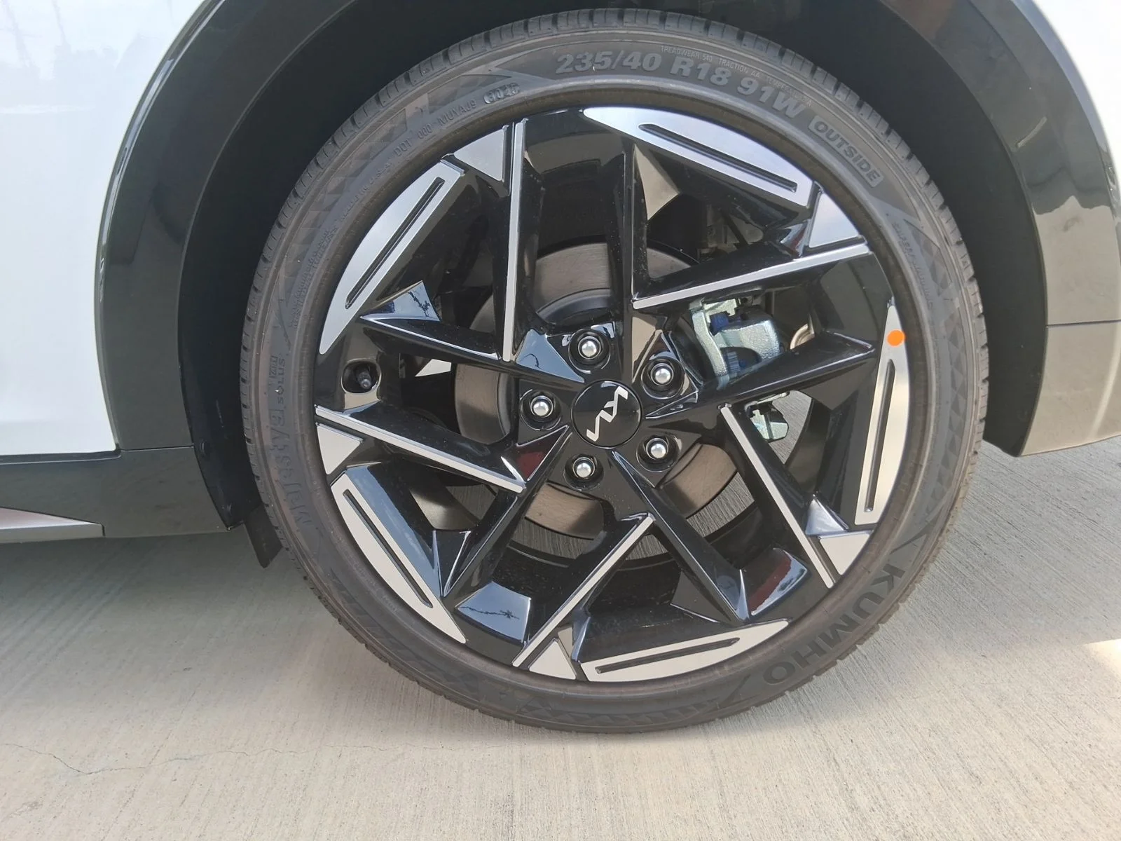 New 2026 White Kia GT-Line image 30