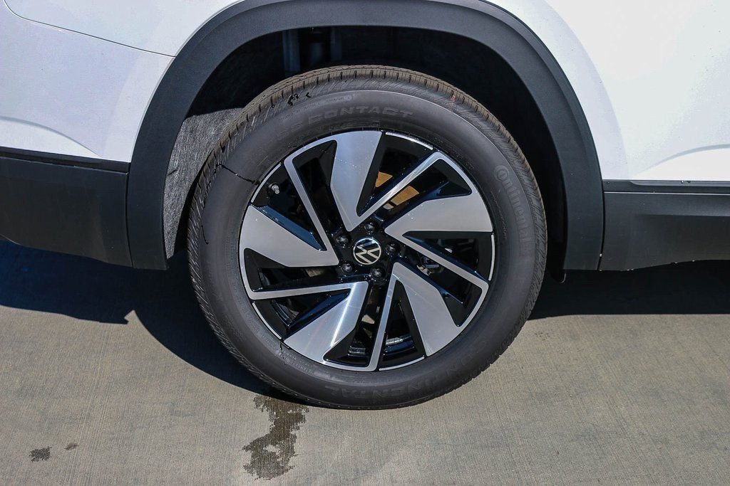 2026 Volkswagen Atlas SE w/Tech - Photo 11
