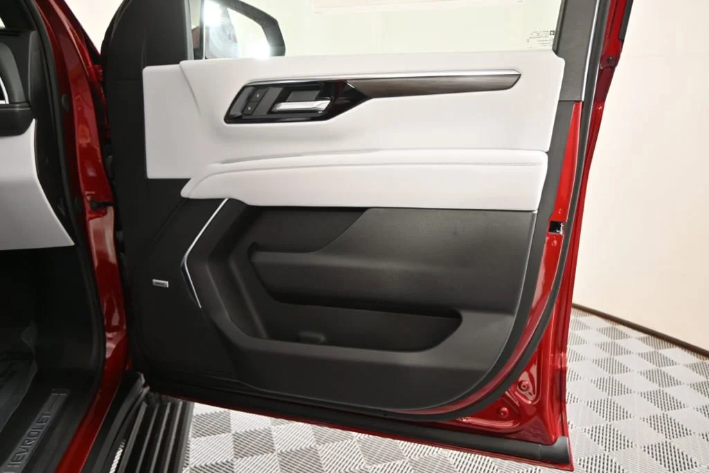 2026 Chevrolet Tahoe Premier - Photo 12