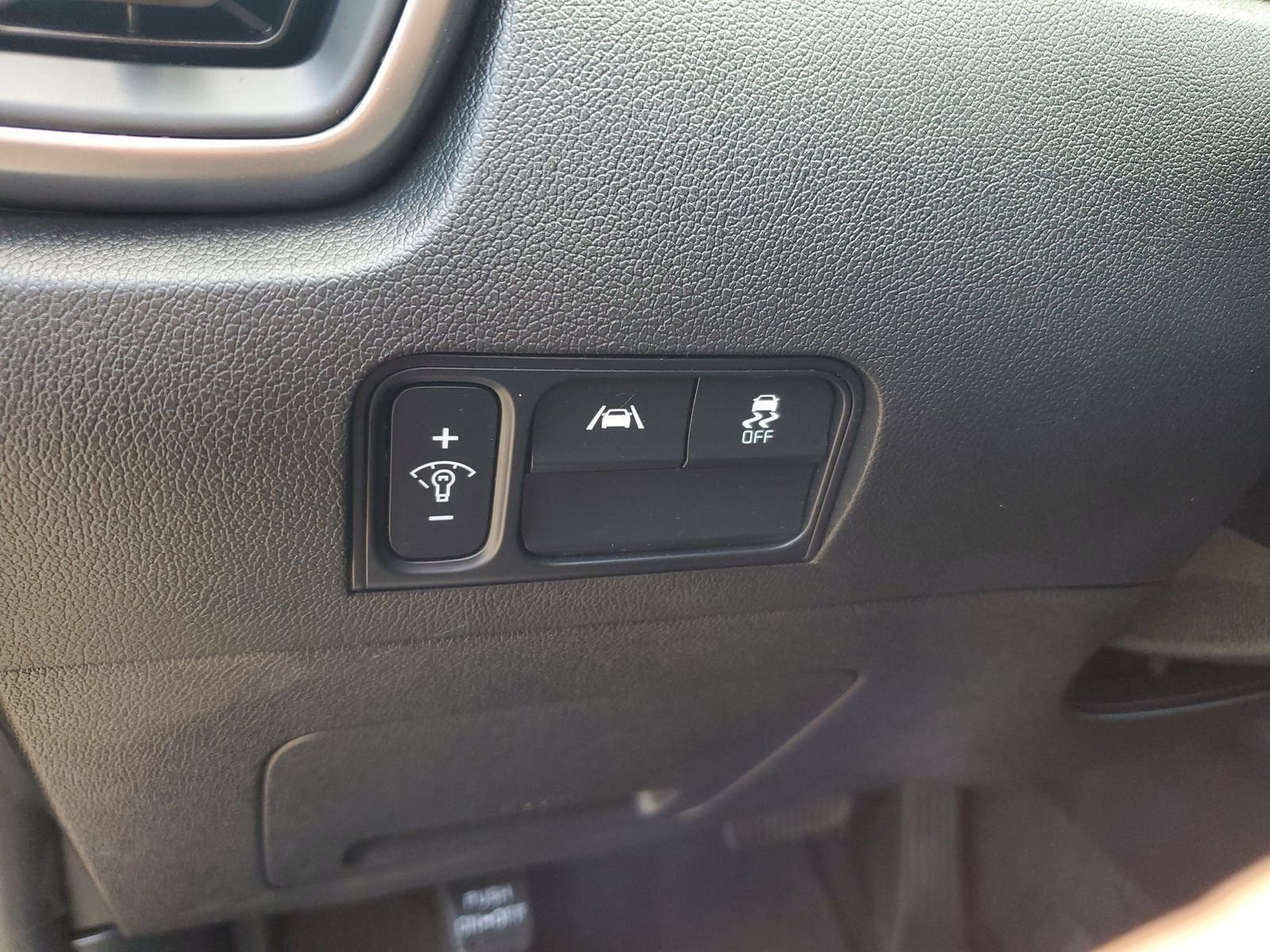 Used 2023 Black Kia LX image 17