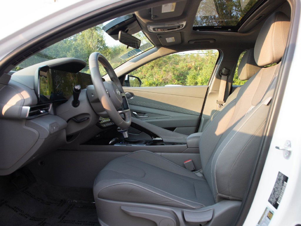 Certified Used 2025 Serenity White Hyundai SEL Convenience IVT image 22