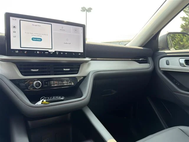 New 2026 Space White Metallic Ford Active image 30