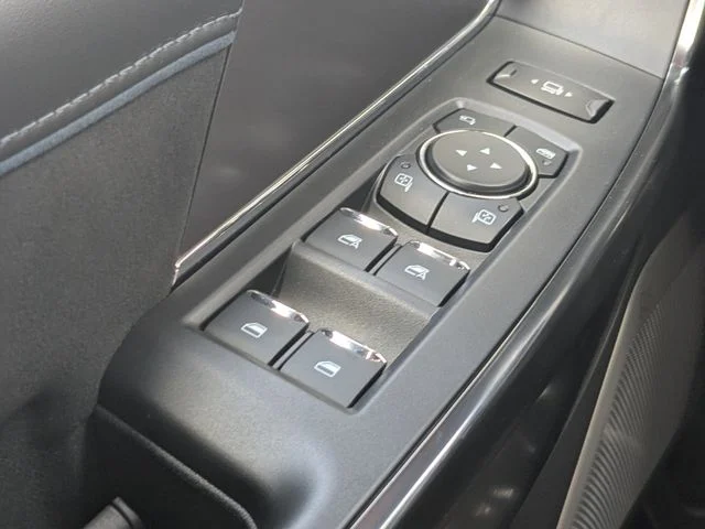 New 2026 Agate Black Metallic Ford F-350® Platinum® image 33