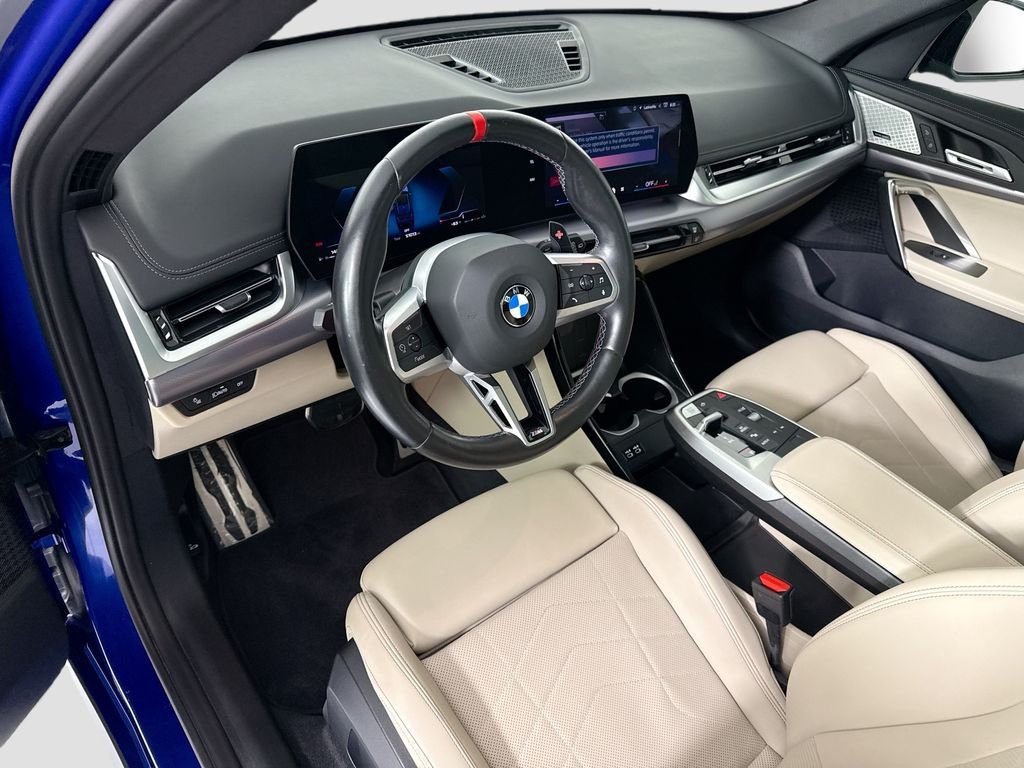 Used 2024 Blue Metallic BMW M35i image 9