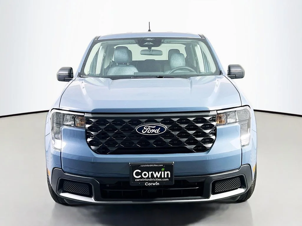 New 2026 Azure Gray Metallic Tri-Coat Ford XLT image 4