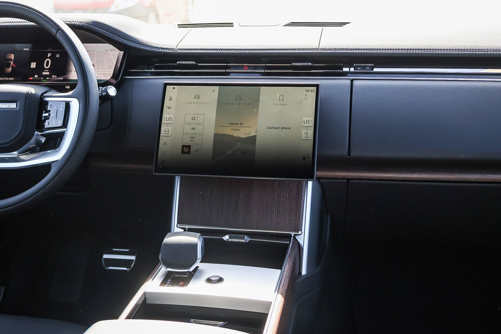 New 2026 Fuji White Land Rover SE image 19