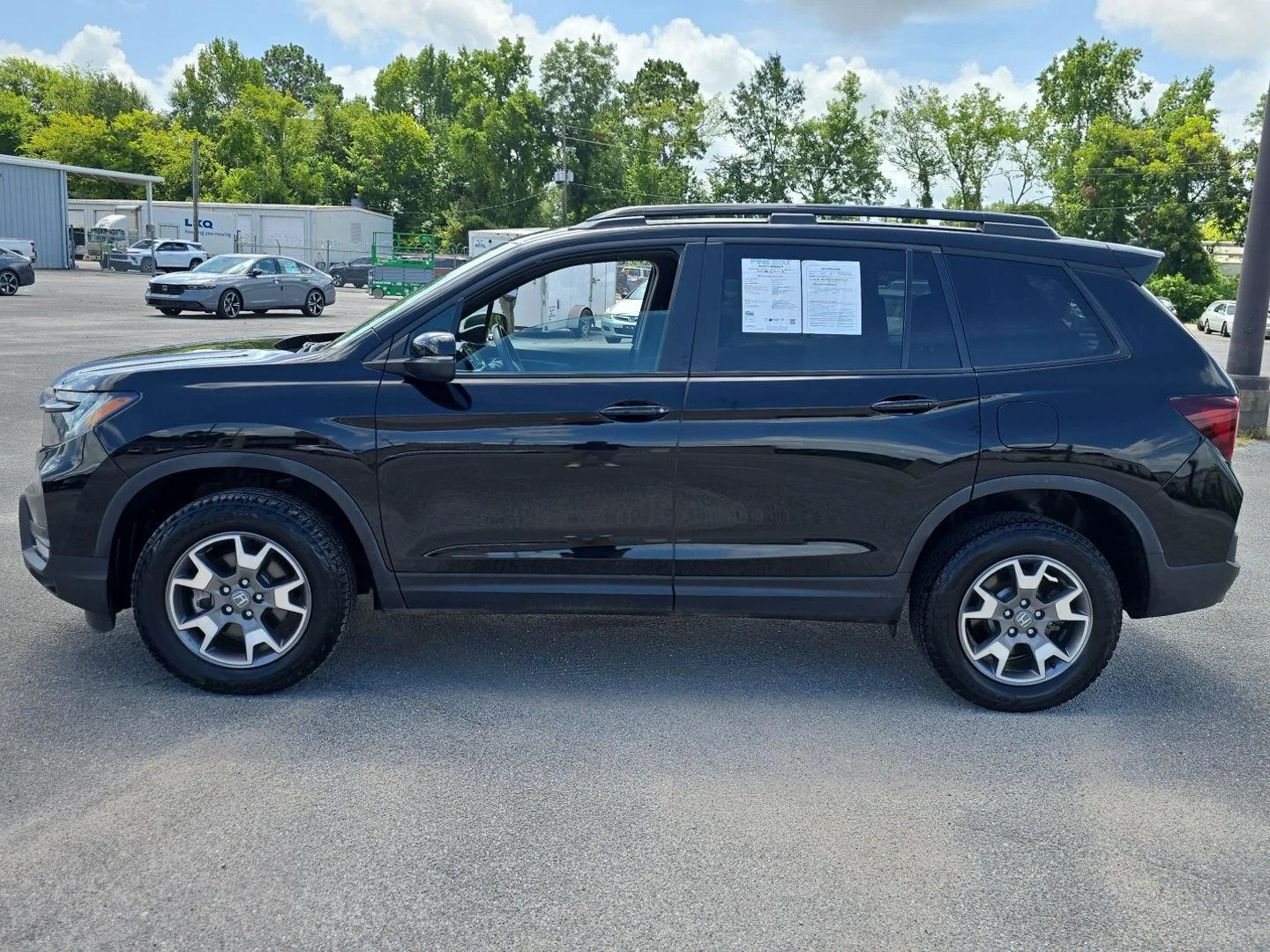 Used 2023 Crystal Black Pearl Honda TrailSport image 10