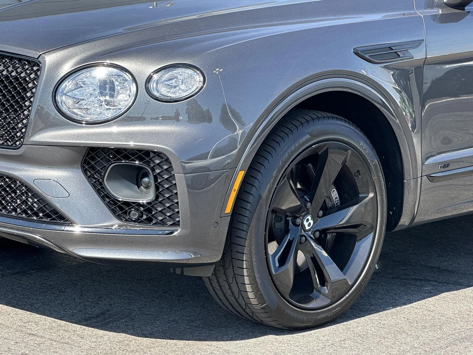 Certified Used 2022  Bentley V8 image 45