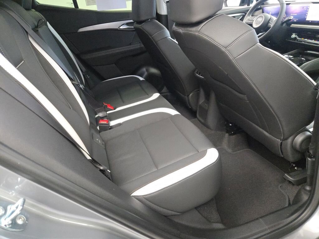 2026 Buick Envision Sport Touring - Photo 10