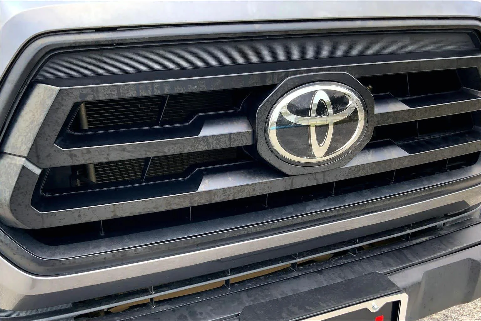 Used 2020 Magnetic Gray Metallic Toyota SR image 29