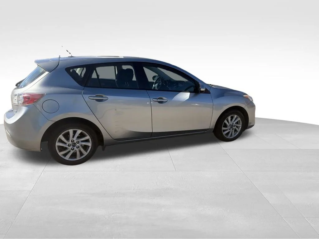 Used 2013 Silver Mazda i Touring image 8