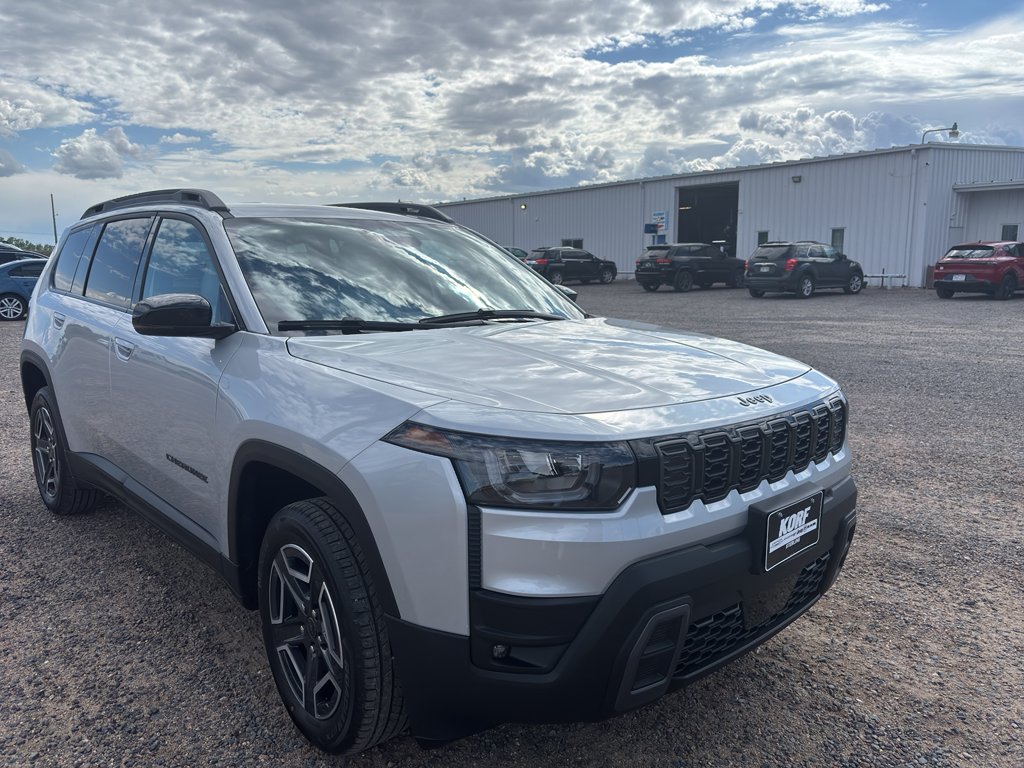 New 2026 Silver Zynith Clear-Coat Exterior Paint Jeep Limited image 3