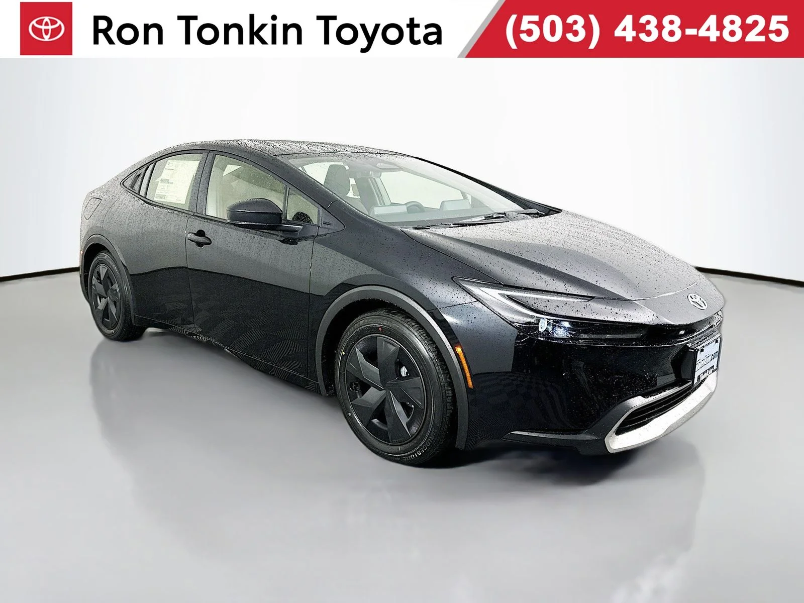 2026 Toyota Prius SE's photo