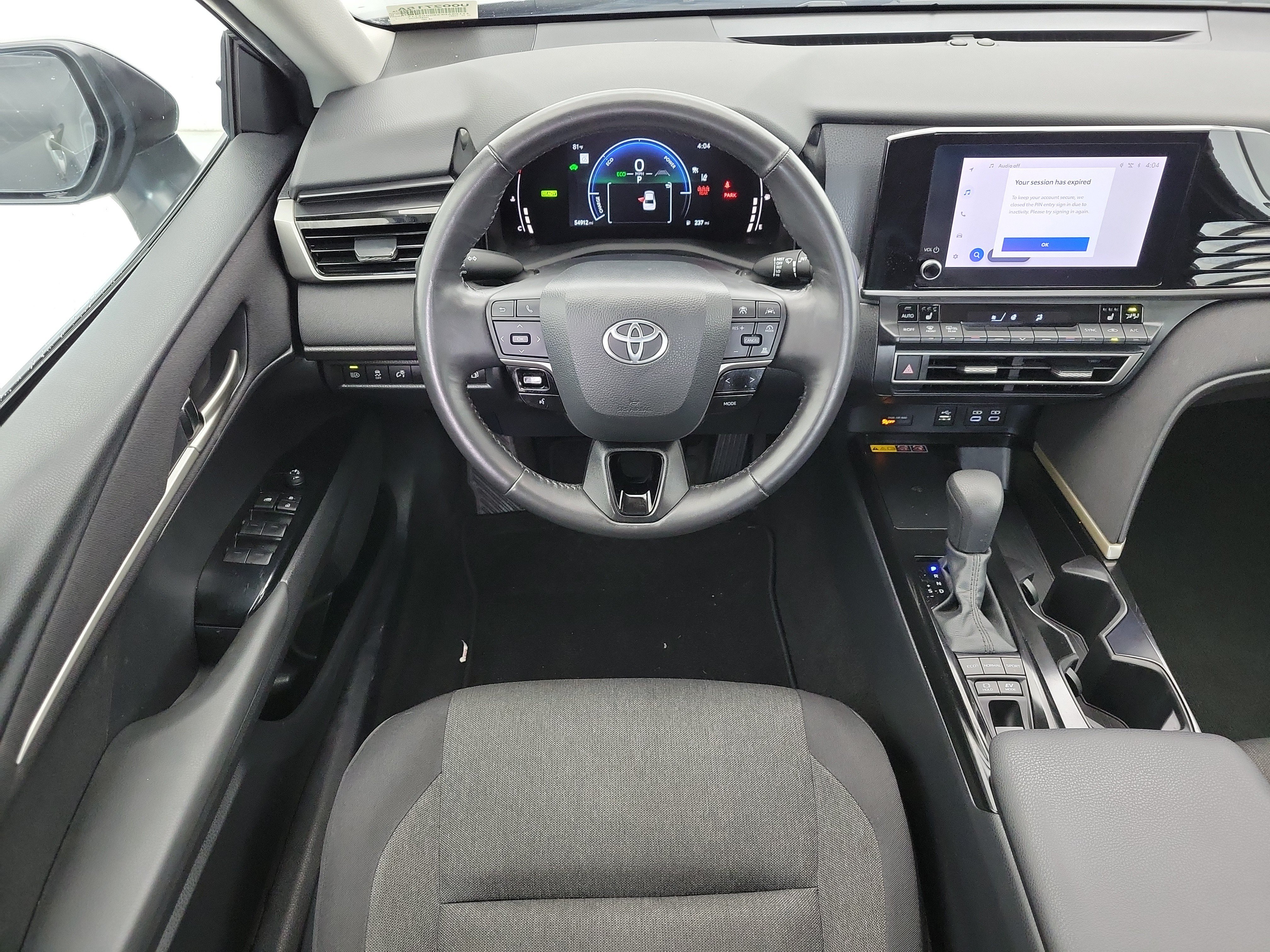Used 2025 Underground Toyota LE image 17
