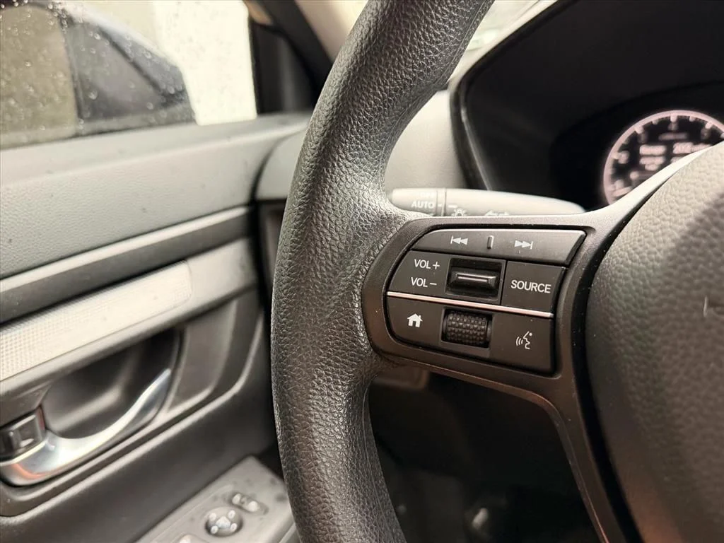 Used 2024  Honda EX image 19