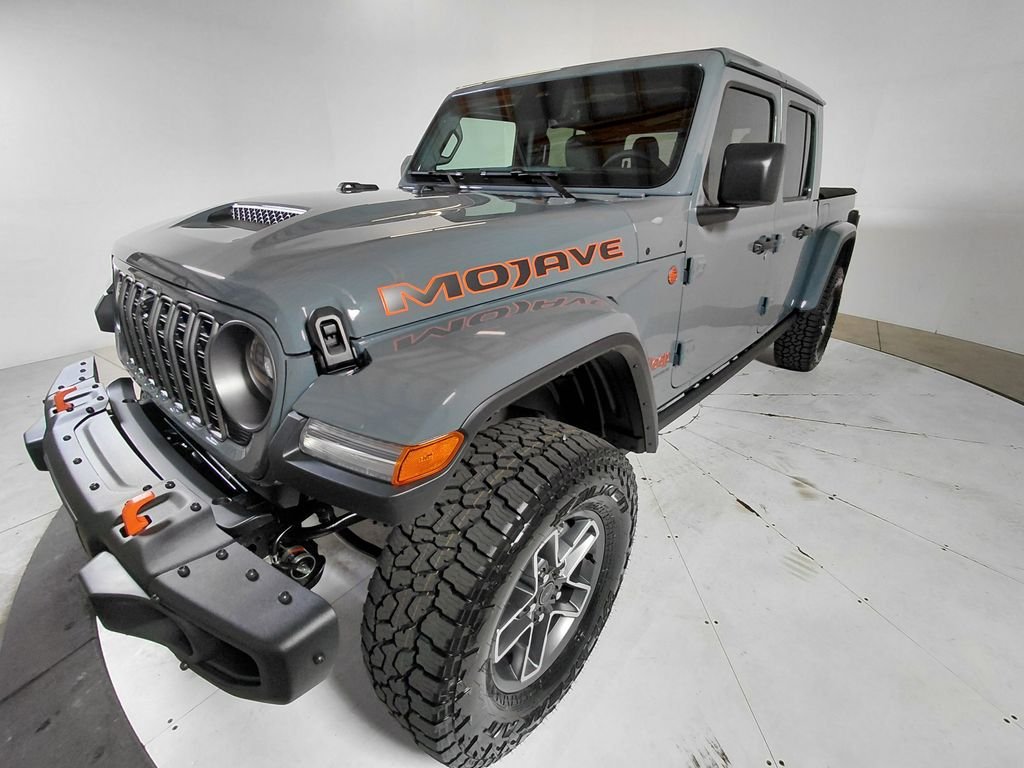 New 2026 Anvil Clear-Coat Exterior Paint Jeep Mojave X image 3