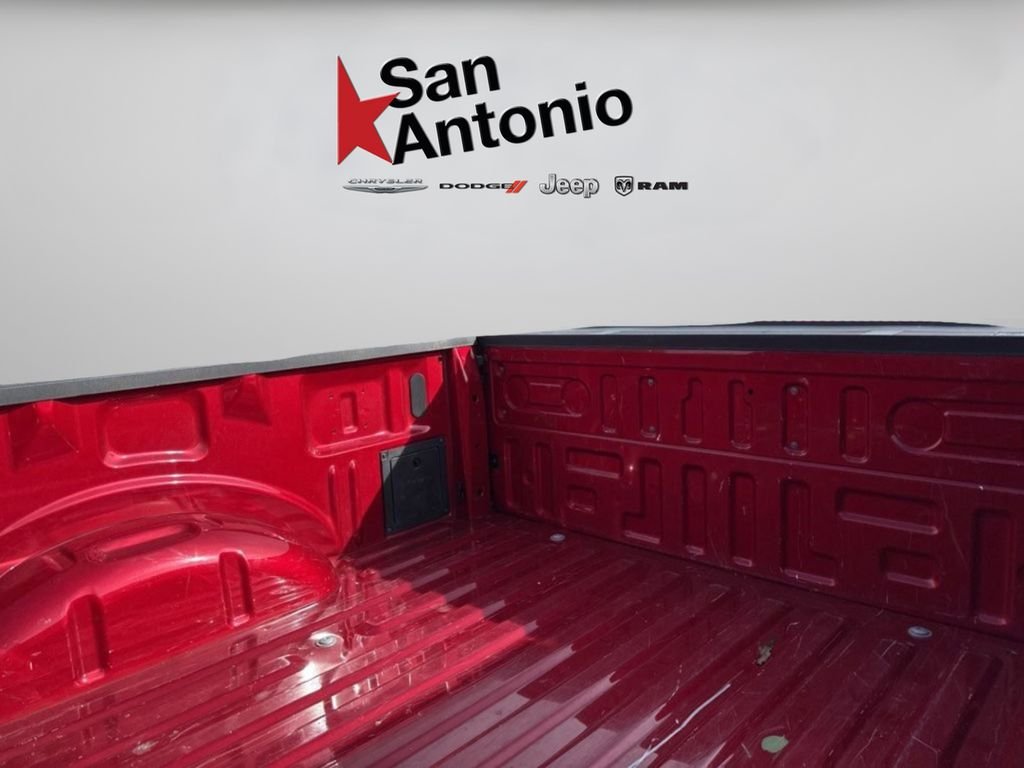 Used 2024 Red Ford XLT image 17