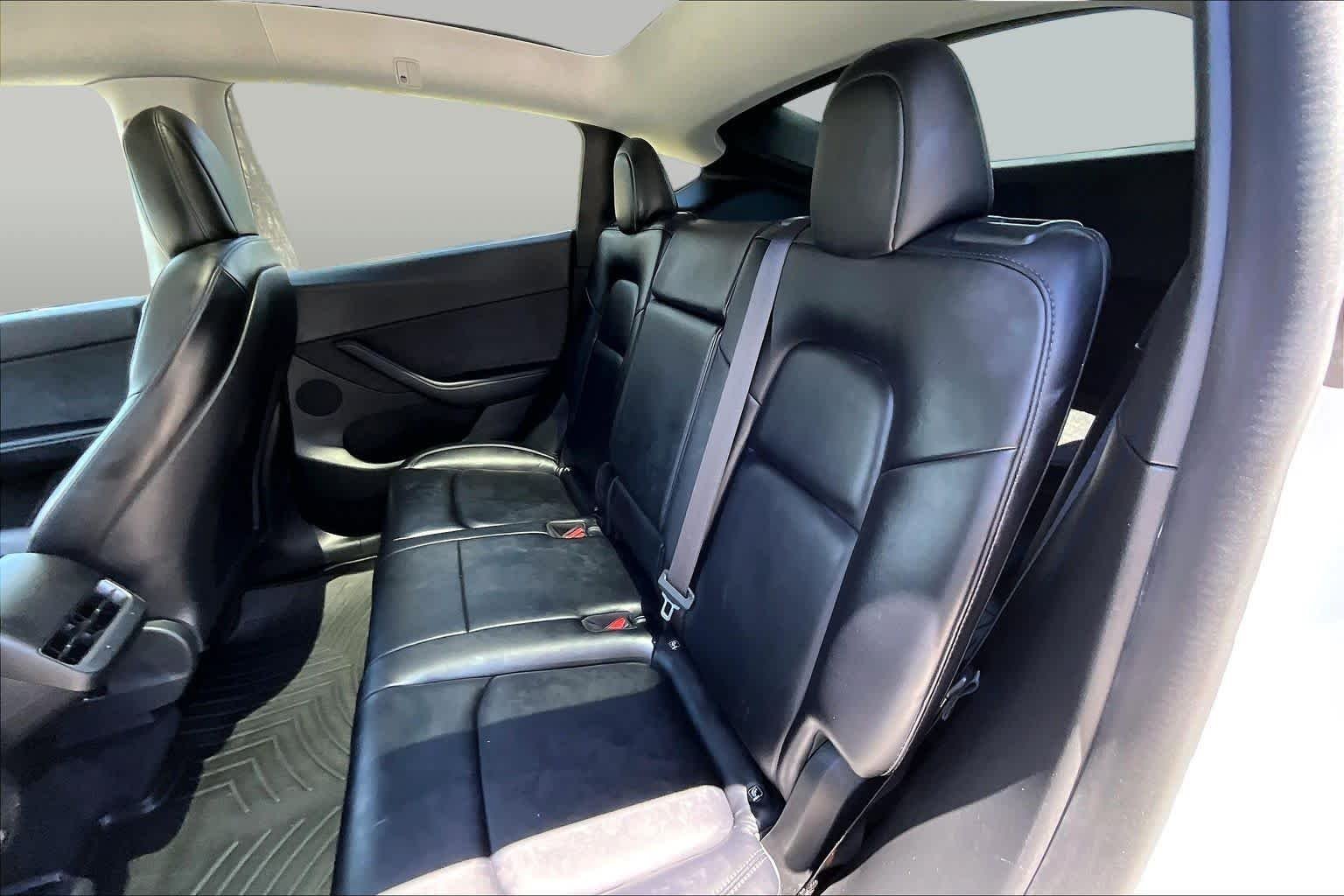Used 2021 Pearl White Multi-Coat Tesla Long Range image 19