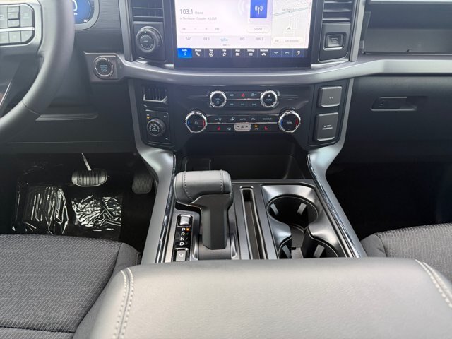 New 2026 Carbonized Gray Metallic Ford XLT image 13