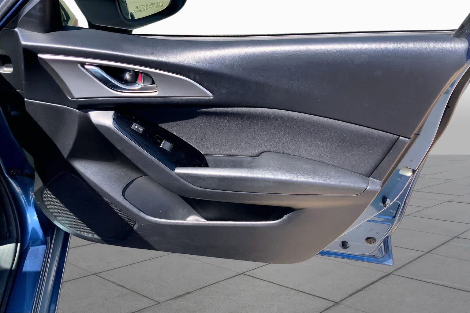 Used 2017 Eternal Blue Mica Mazda Sport image 21