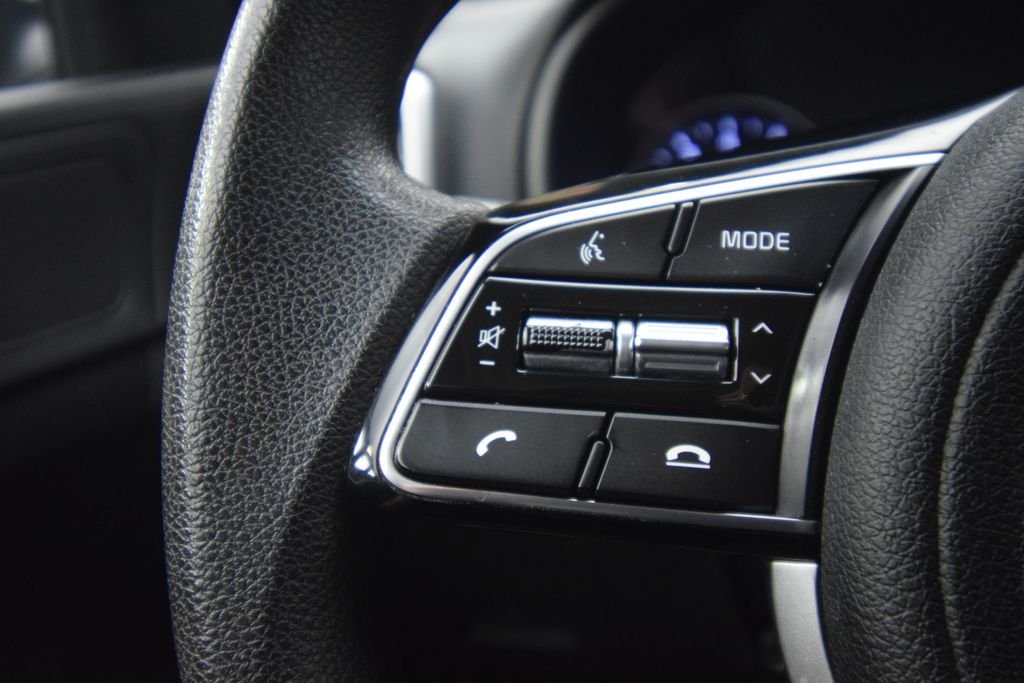 Used 2020 Clear White Kia LX image 25