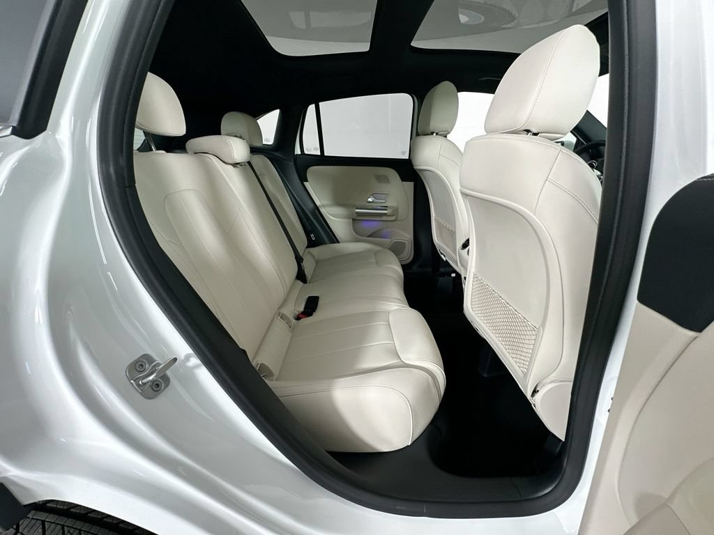New 2026 Polar White Mercedes-Benz GLA 250 image 57
