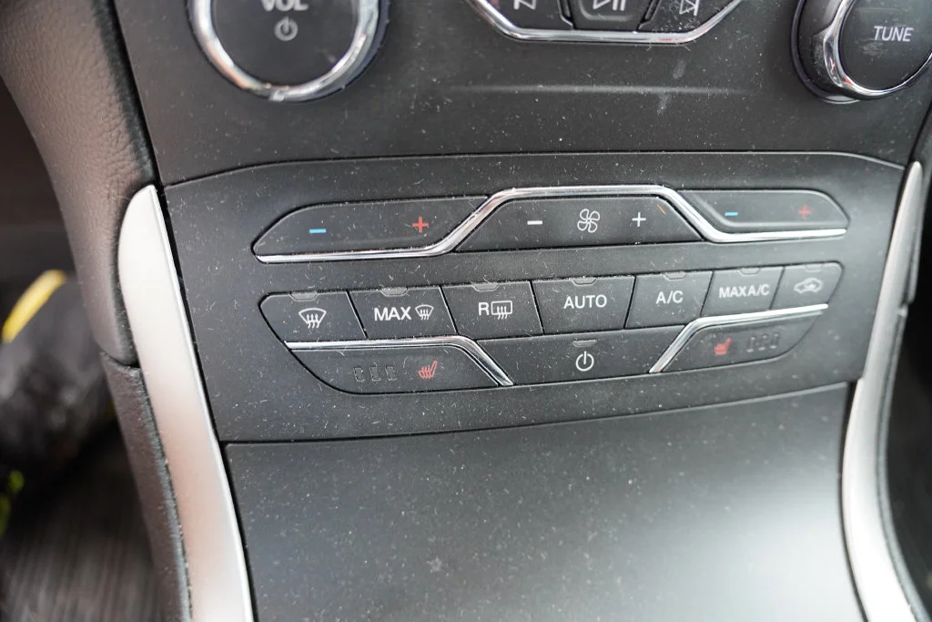 Used 2020 Red Metallic Ford SEL image 6